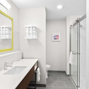 King Studio Wet Bar